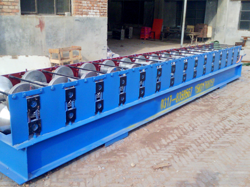 防塵網(wǎng)擋塵壓型設(shè)備